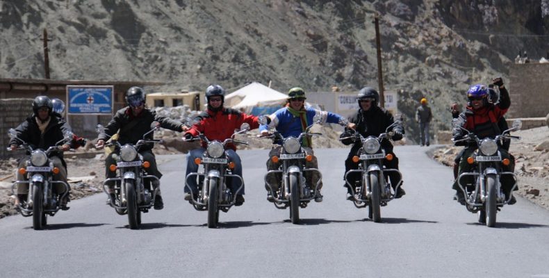 Voyage moto en Inde Himalaya - Minitrip au Ladakh en Royal Enfield