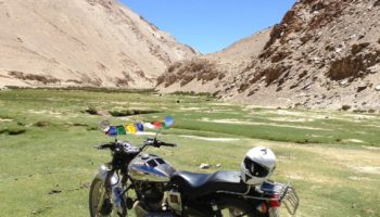 Royal Enfield au Rupshu - Road trip moto au Ladakh, Inde Himalaya