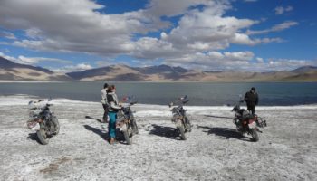 Tsokar en Royal Enfield, Ladakh - Voyage moto en Himalaya indienne