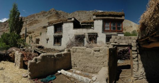 Maison Traditionnelle du Ladakh - Voyage moto Transhimalayenne et Ladakh, Inde, Himalaya