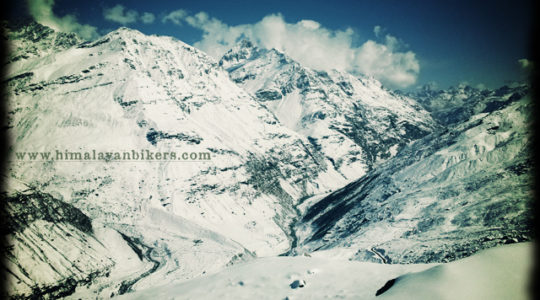 Vallée enneigée du Lahaul - Voyage moto du Kinnaur au Spiti, Himachal pradesh, Inde, Himalaya