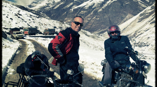 Royal Enfield route du col du Rothang La - Voyage moto du Kinnaur au Spiti, Himachal pradesh, Inde, Himalaya