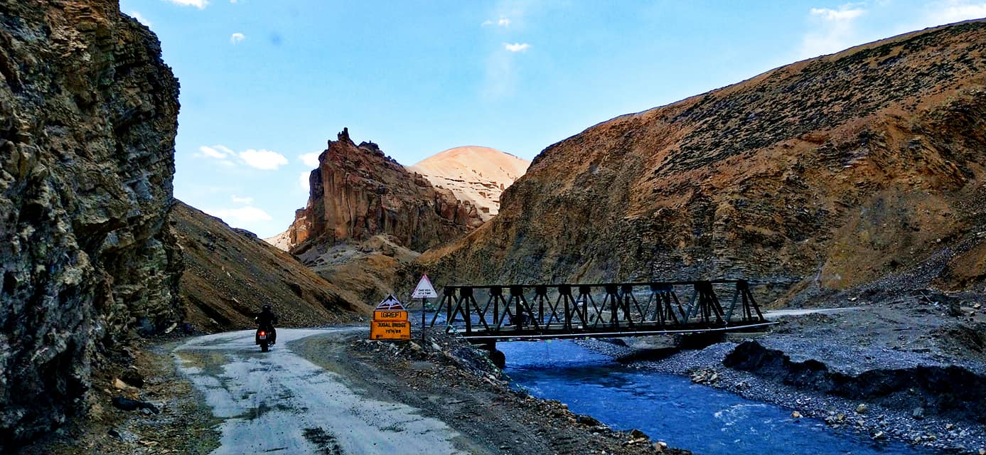 Les gorges de Pang - Road trip moto Transhimalayenne - Inde Ladakh