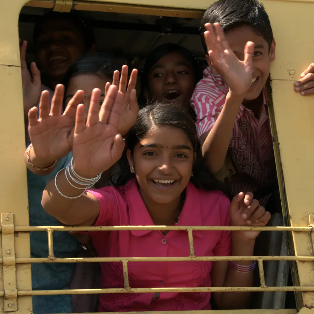 voyage-inde-enfant-bus