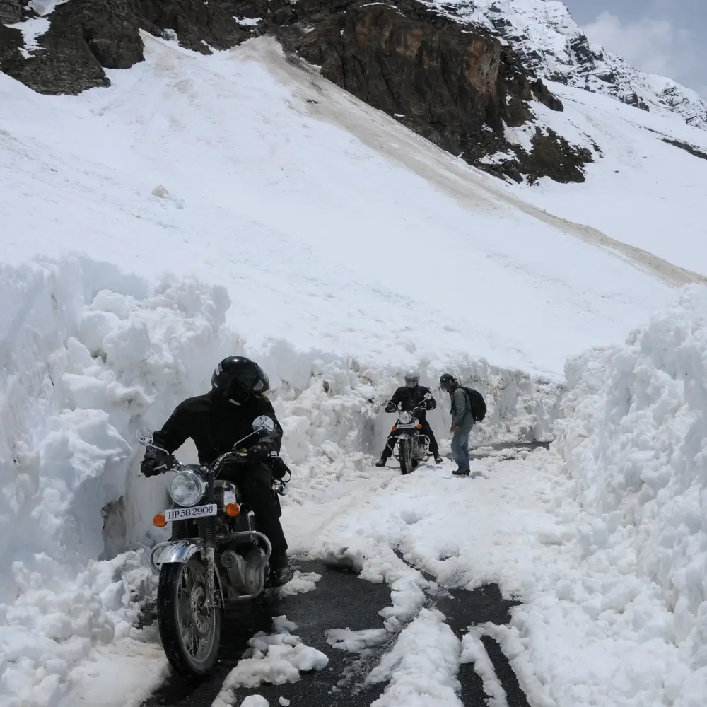 moto-neige-himalayan-bikers_resultat
