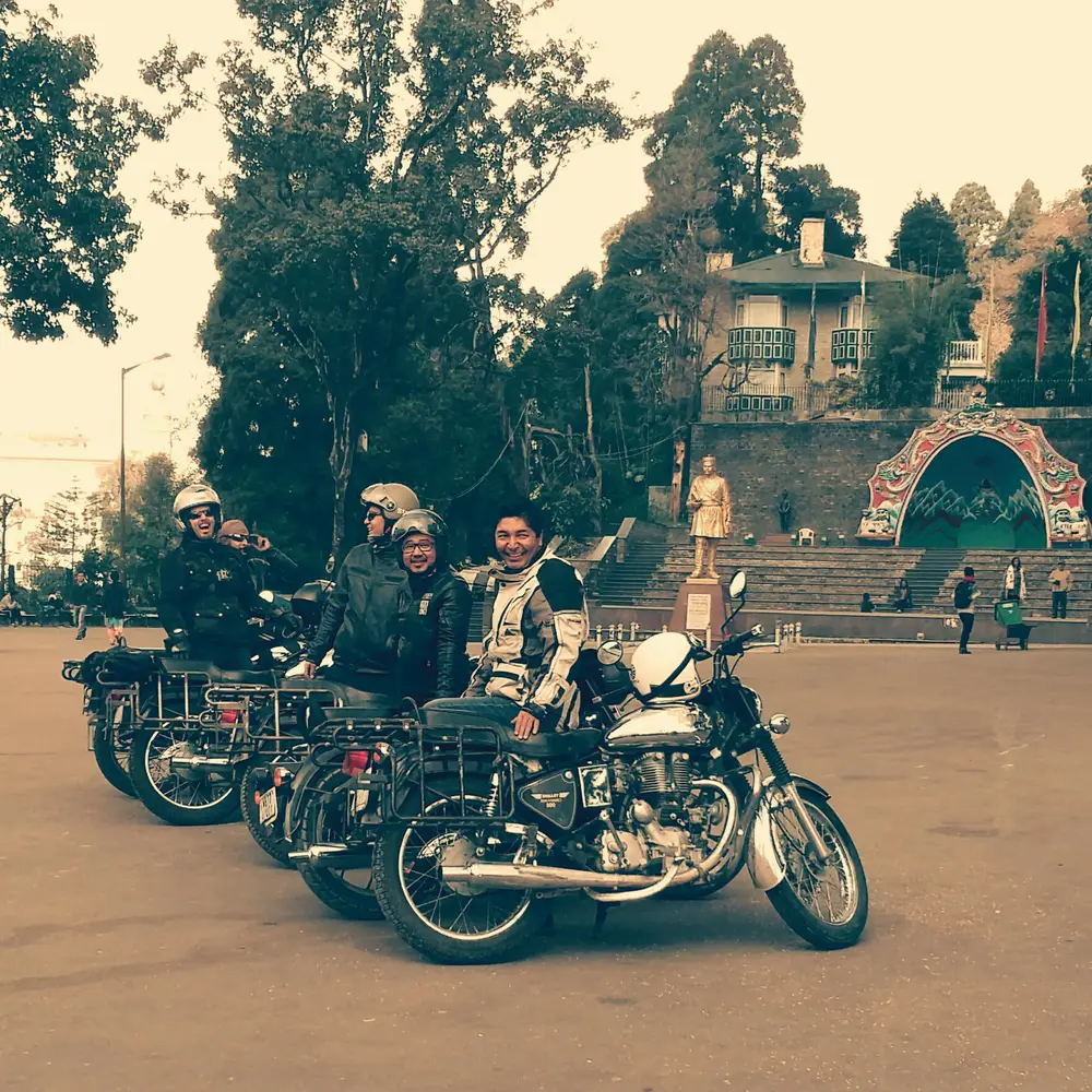 road-trip-moto-royal-enfield-himalaya-sikkim-darjeeling-team-himalayan-bikers (3)