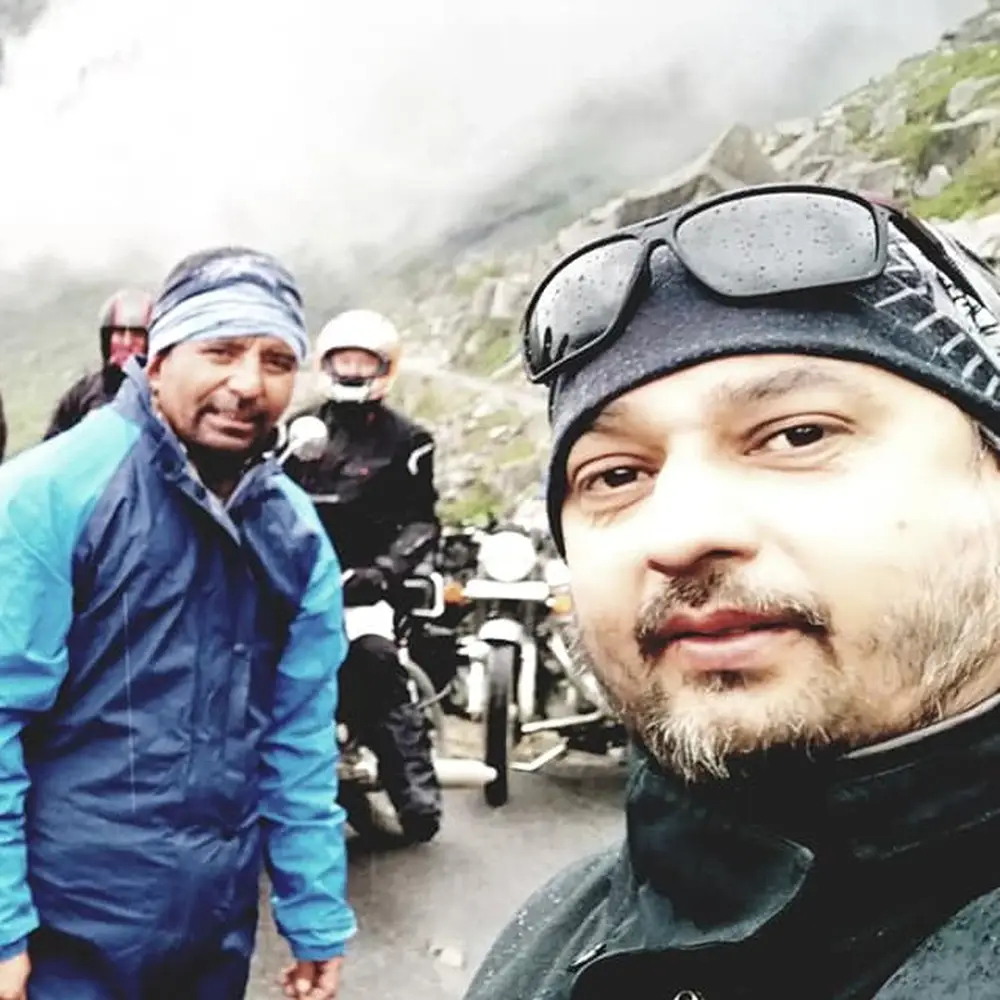 sanu-raja-thinley-team-himalayan-bikers_resultat