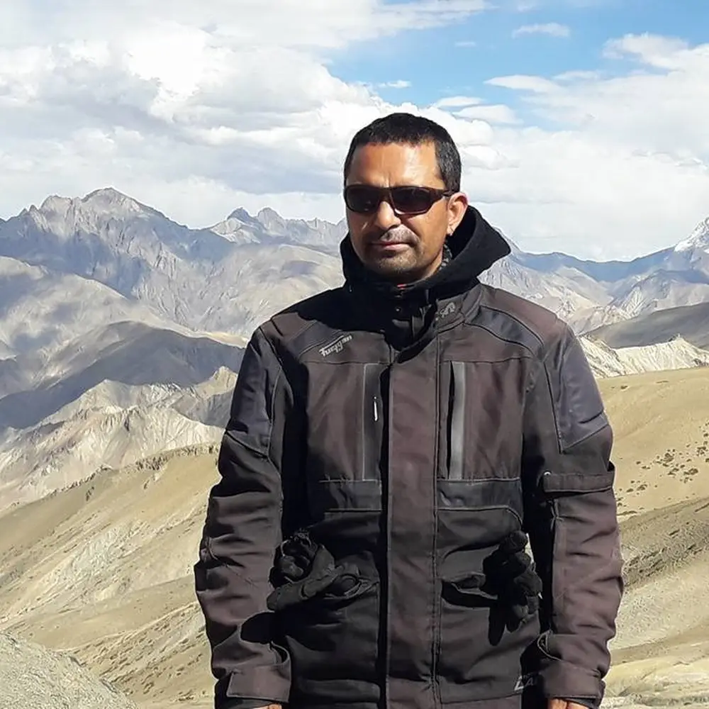 thinley-guide-moto-himalayan-bikers_resultat