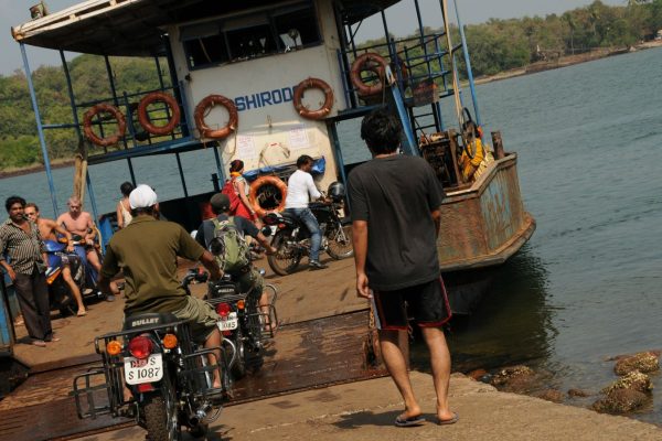 road-trip-moto-voyage-inde-sud-royal-enfield-kerala-karnataka-tamil-nadu-bac