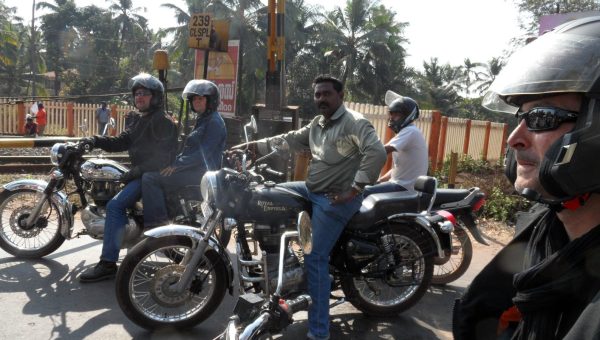 road-trip-moto-voyage-inde-sud-royal-enfield-kerala-karnataka-tamil-nadu-passage-niveau