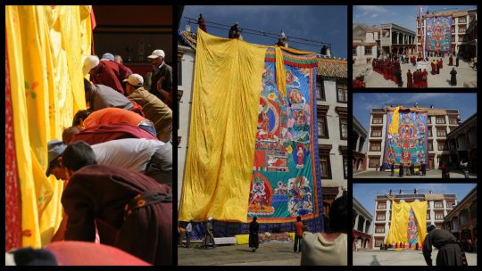 Déroulement du Thangka au monastère de Lamayuru - Voyage à moto Transhimalayenne et Ladakh, Inde, Himalaya
