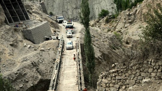 Pont à Kalse dans la vallée de l'Indus - Voyage à moto Transhimalayenne et Ladakh, Inde, Himalaya