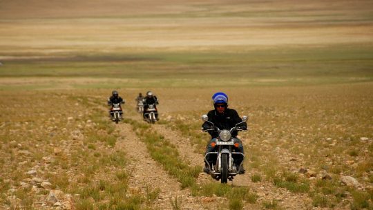 Sur les pistes du Tsokar - Voyage à moto Transhimalayenne et Ladakh, Inde, Himalaya en Royal Enfield